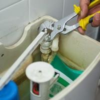 Toilet Trouble: 3 Common Plumbing Problems thumbnail