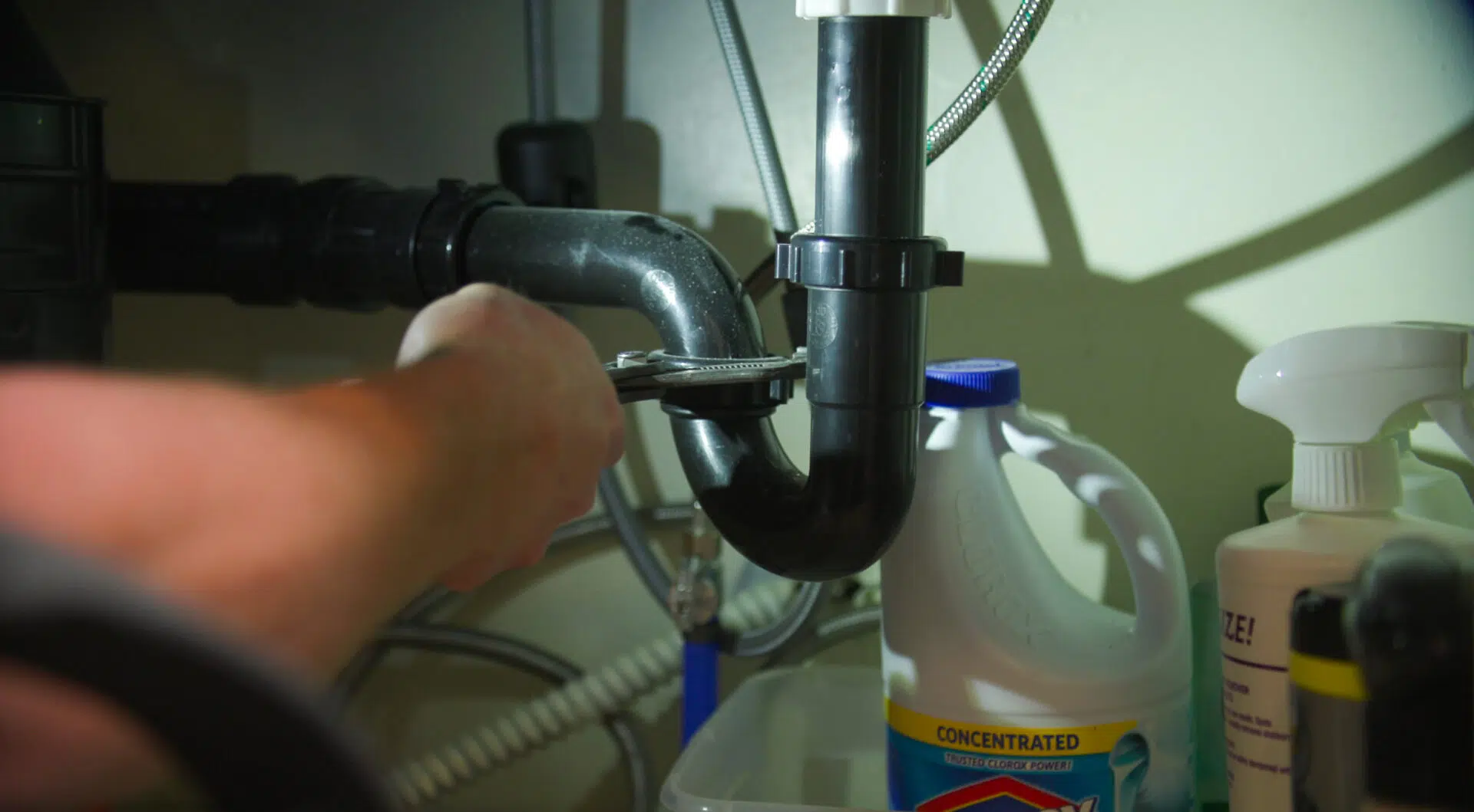 Fixing a clogged sink drain and cleaning it out